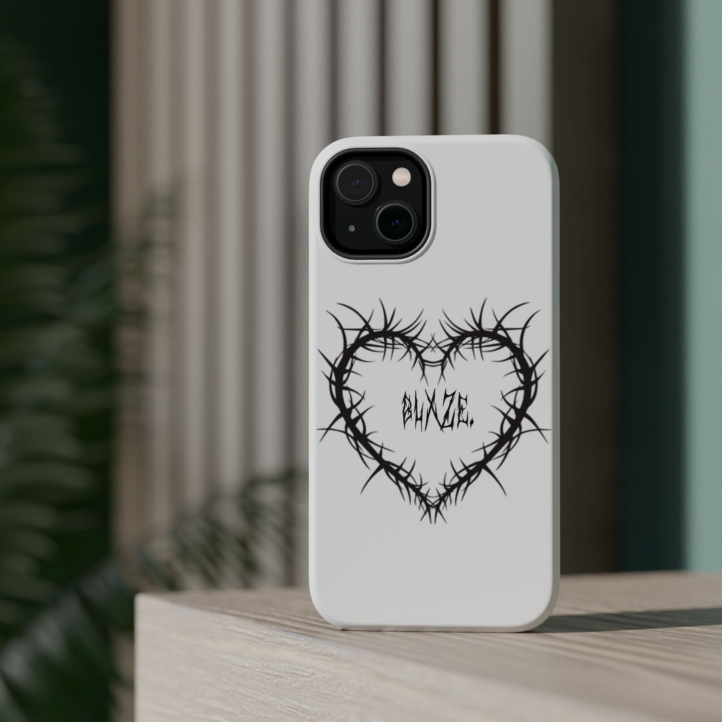 blxze. x lks "heart of thorns" MagSafe® case